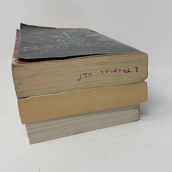 Bundle of 3 Fiction Books See Titles in Description - Picture 10 of 10